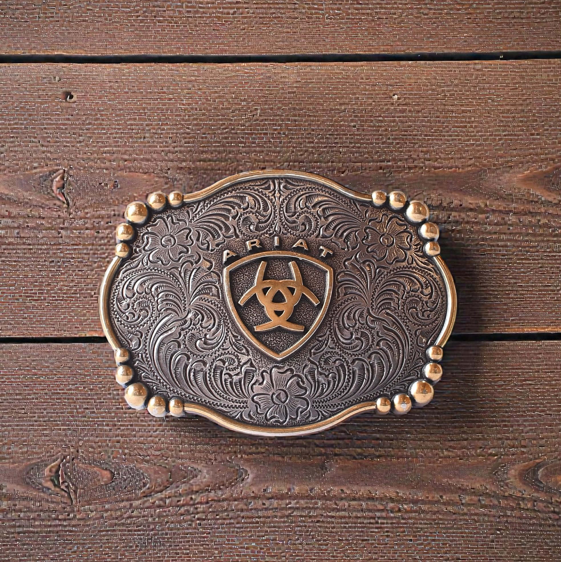 Hebilla Ariat Floral Bordes Lisos